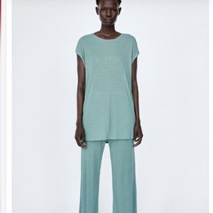 Ribbed wide leg pant and t-shirt set